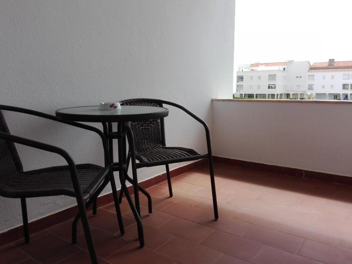 Apartamento vista mar e pôr do Sol (1,6km Praia) Aljezur Exterior foto