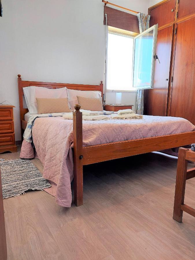 Apartamento vista mar e pôr do Sol (1,6km Praia) Aljezur Exterior foto